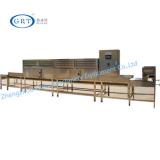 Continuous microwave drying machine